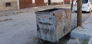 Bebek çöp konteyneri yanında bulundu, baba kaçak