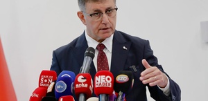 AK Parti’ye geçeceği konuşulan Cemil Tugay sessizliğini bozdu