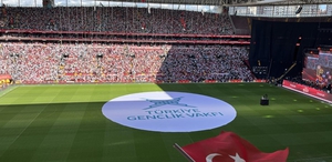 Stadyum hıncahınç dolu TÜGVA Yaz Okulları final programı RAMS Park’ta yapılıyor