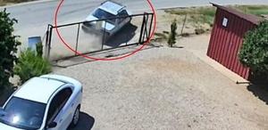 Otomobilin takla attığı anlar kamerada: Aynı aileden 2 kişi yaralandı, 3 çocuk kurtuldu