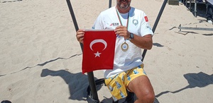 15 yaşında ayağını kaybetti, azmiyle uluslararası başarılara ulaştı