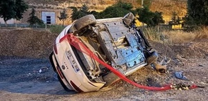 En mutlu günleri kabusa döndü: Gelin arabası taklalar attı