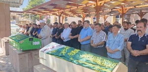 Günün en acı karesi: Anne-kız yan yana toprağa verildi