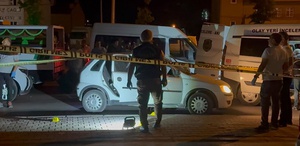 Yol kenarındaki otomobilde bir kadın ölü, bir kişi ağır yaralı halde bulundu