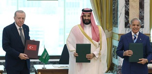 Türkiye, Suudi Arabistan ve Pakistan üçlü savunma anlaşmasını imzaladı
