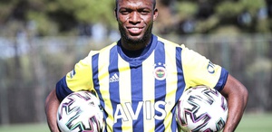 Eski Fenerbahçeli Enner Valencia’dan 1 yıllık dev imza