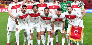 Milli futbolcu Deniz Gül’ün evi soyuldu Zarar çok büyük