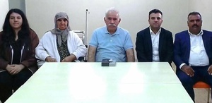 Öcalan’ın ailesiyle çektirdiği fotoğraf paylaşıldı
