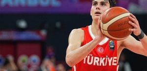 Babasının izinden gitti Ünlü çiftin oğlu milli takıma seçildi