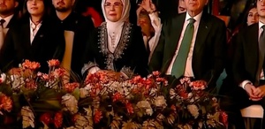 AK Parti’nin 25. yıl kutlamalarında Cumhurbaşkanı Erdoğan’ı mest eden gösteri