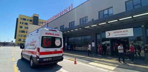 Aydın’da trafik ışıklarında satış yapan yaşlı kadın kamyonetin çarpması sonucu hayatını kaybetti