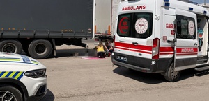 TIR tamiri faciayla bitti Yaşlı adam feci şekilde can verdi
