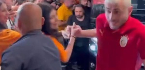 Genç kız “Off aşkım“ diye bağırdı Barış Alper’in ağzı açık kaldı