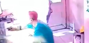 Samsun’da fabrikada patlama anı kamerada: 2 yaralı