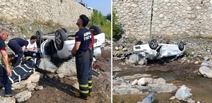 Otomobil dereye uçtu Feci kazada iki kadın hayatını kaybetti