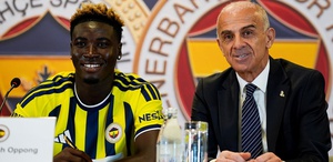 Fenerbahçe’de Kojo Peprah Oppong imzayı attı Meğerse eski yıldızla telefonda görüşmüş