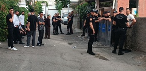 Batman’da annesini öldürüp çöp konteynerine attı, emniyete gidip teslim oldu