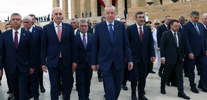Cumhurbaşkanı Erdoğan ve devlet erkanı Anıtkabir’de Atatürk’ün huzurunda Netanyahu’ya mesaj