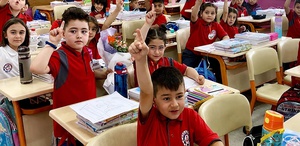Okullar açılmadan yüzde 30 zam Veliler kara kara düşünüyor