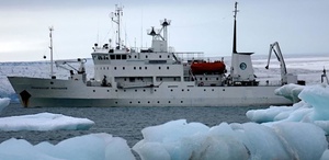 Ukrayna istedi Norveç, Rus gemisine el koydu