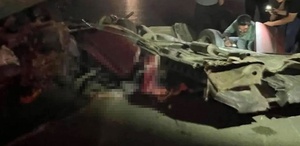 Şerit değiştiren otomobil kamyonetle çarpıştı Karı koca hayatını kaybetti