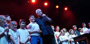 Fanatik Fenerbahçeli olan Cengiz Kurtoğlu’na beklenmedik Beşiktaş sürprizi