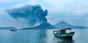 Anak Krakatau patlamaları nedeniyle Endonezya’da 7 havalimanı kapatıldı