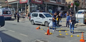 Sancaktepe’de silahlı saldırıda otomobil sürücüsü hayatını kaybetti, 18 kovan bulundu