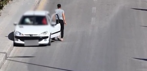 Denetimi görünce yer değiştirdi, dron saniye saniye kaydetti