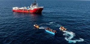 Yunanistan’da düzensiz göçmenleri taşıyan tekne battı: 1 kişi öldü, 25 kişi kayboldu