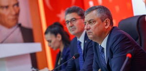 Özgür Özel’e isim şoku Yargıtay’dan Yeni Parti’ye “Adınızı değiştirin” tebligatı