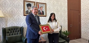 Eskişehir’de motokuryenin bayrak hassasiyeti valiyi duygulandırdı