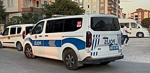 Aksaray’da 5’inci kattan düşen 18 yaşındaki genç kız hayatını kaybetti