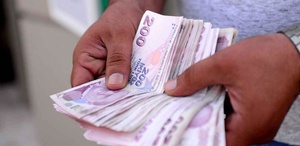 Sürücüler güne dev zamla uyandı Motorin 100 TL sınırına dayandı