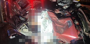 Aydın’da tır ile hafif ticari aracın çarpışması sonucu 3 kişi öldü