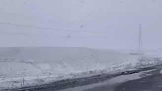 Türkiye nin en kurak ilçesine lapa lapa kar yağdı