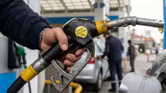 Brent petrol, 105 doların altına geriledi