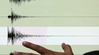 İstanbul da deprem! İlk açıklama Kandilli den geldi