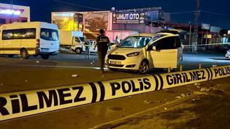 Diyarbakır da iki grup arasında silahlı kavga: 1 i ağır, 3 yaralı