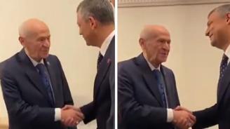 TBMM de Bahçeli ve Özel arasındaki dikkat çeken diyalog: Çok hareketlisiniz maşallah