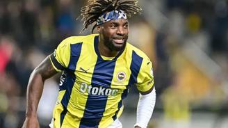 Yılın transfer bombası! Fenerbahçe den ayrıldı ezeli rakibe imzayı atıyor