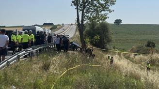 Katliam gibi kaza: 2 si çocuk 5 kişi hayatını kaybetti