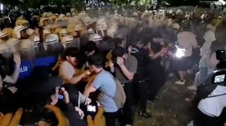 CHP nin Saraçhane mitingi sonrası arbede: Gözaltılar var