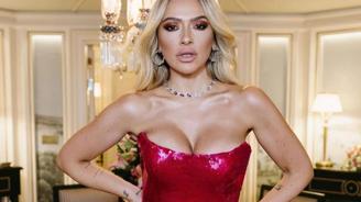 Hadise den ters köşe! Makyajsız kareleri hayranlarını mest etti