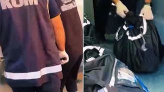 Şırnak ta 590 milyon lira değerinde kaçak altın ve döviz ele geçirildi