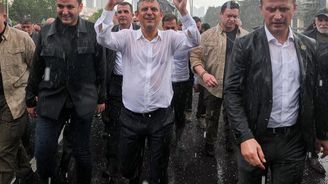 Özgür Özel in TBMM yürüyüşüne başsavcılıktan soruşturma