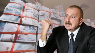 Azerbaycan Manatı coştu! İşte Türk Lirası karşısındaki değeri