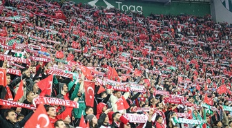 4-1'lik yenilgi sonrası tribünler patladı! Bir tek Arda'yı alkışladılar