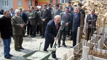 Hayırsever İşadamı İlçesine Meteoroloji Binası Yaptırıyor...