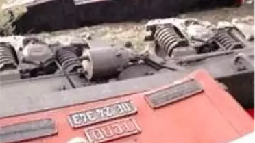 Tren Devrildi Makinist Öldü